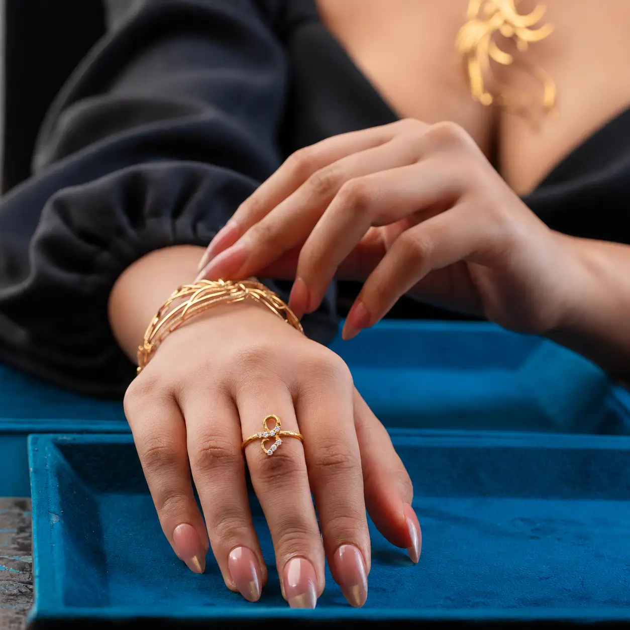 Heart Loop Gold Ring