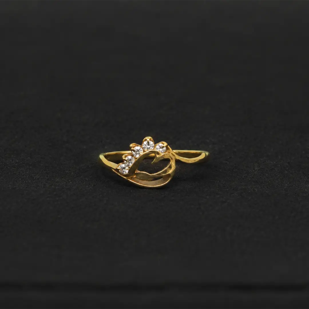 Flowing Leaf Gold Ring