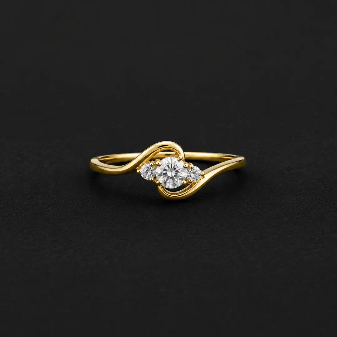 Graceful Loop Gold Ring