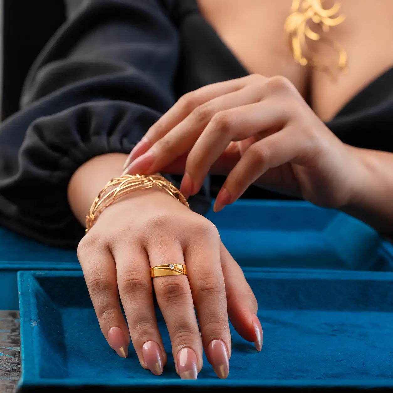 Diagonal Accent Gold Ring