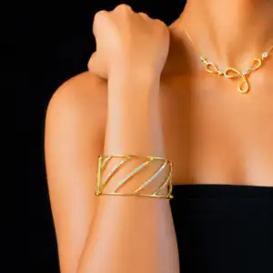 new-ganesha-aurora-line-bangle